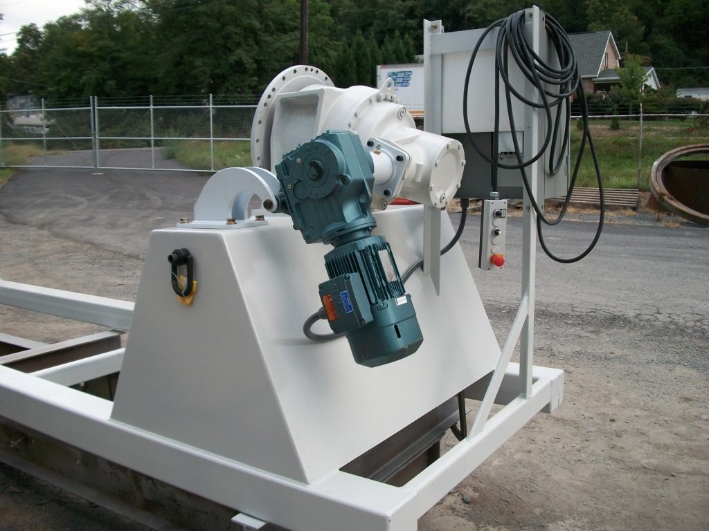 mixing unit for mushroom compost mixer